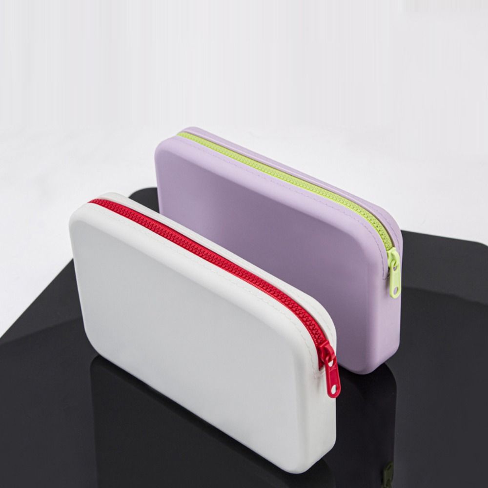 Mała kwadratowa silikonowa tor – Beauty Preservation Makeup Bag recenzja i cena