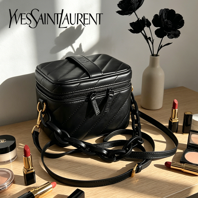 Czarna pikowana mini kosmetycz – Ysl Beauty Makeup Bag recenzja i cena