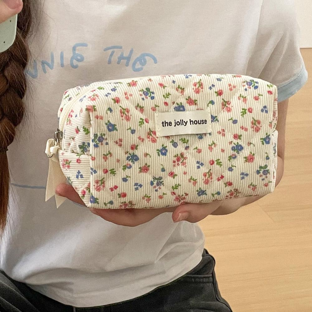 Vintage'owa kwiecista pikowana – Beauty Preservation Makeup Bag recenzja i cena
