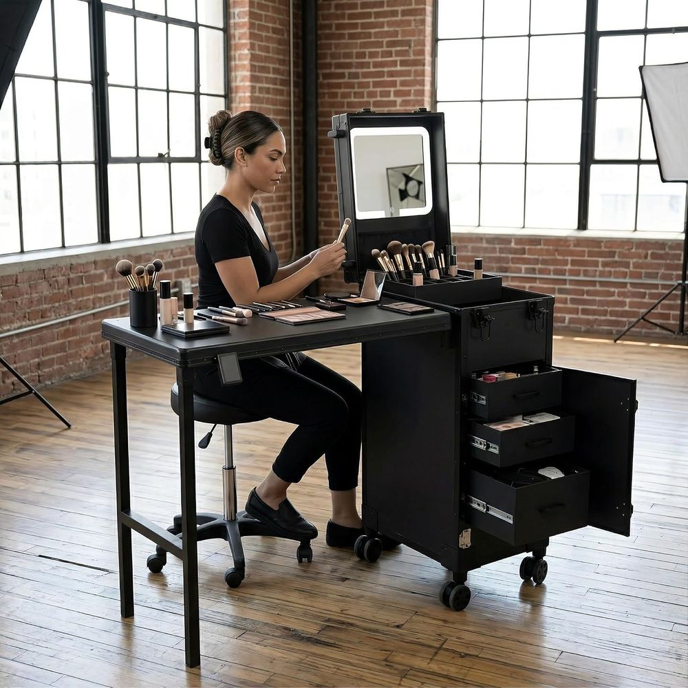Przenośny stolik do zdobienia  – Beauty Makeup Table recenzja i cena