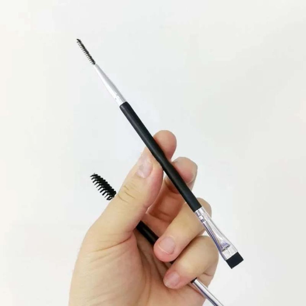 Dwugłowy pędzel do podnoszenia – Makeup Beauty Ro recenzja i cena